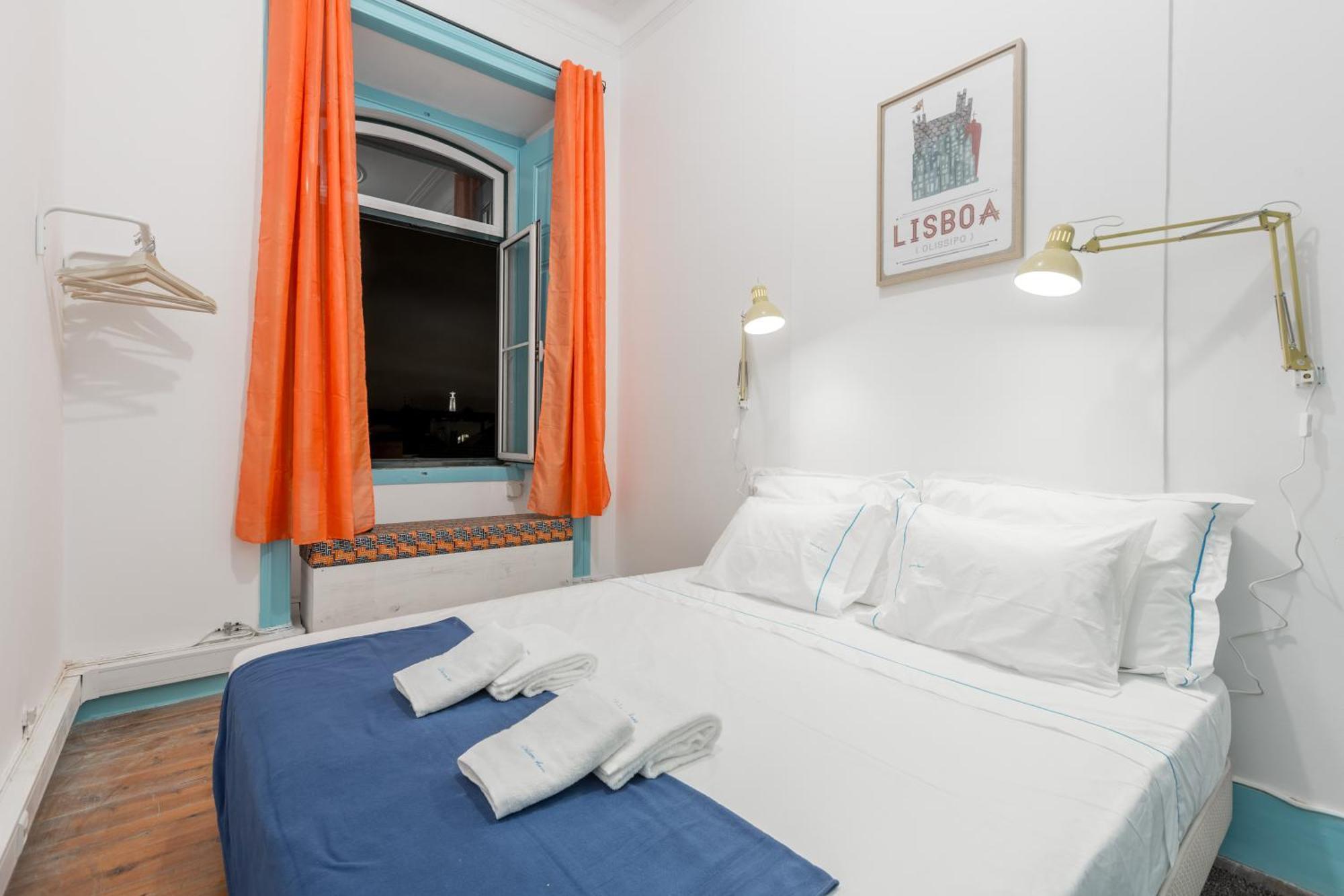 C&O Guest House Lisboa Екстериор снимка