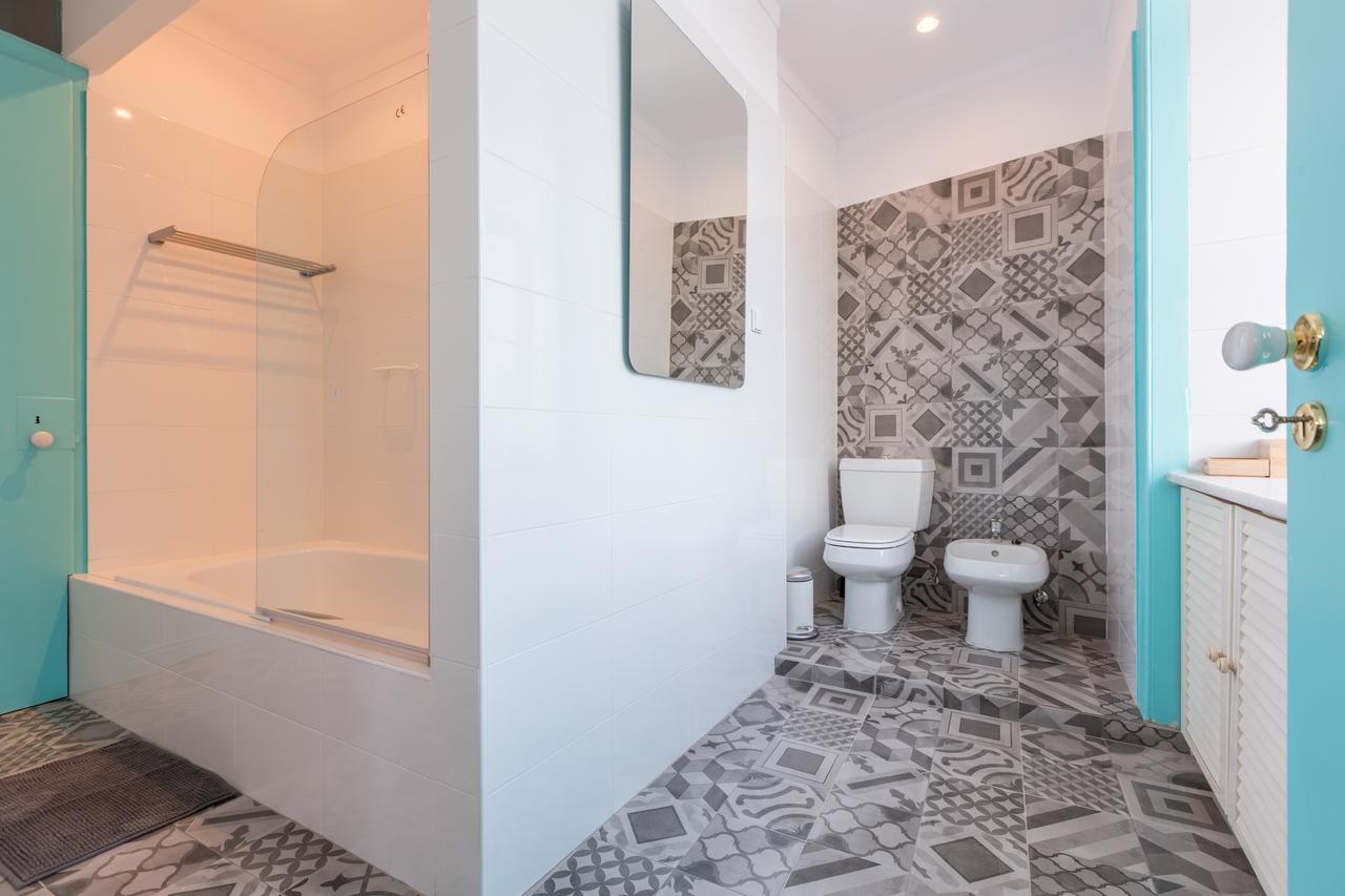 C&O Guest House Lisboa Екстериор снимка